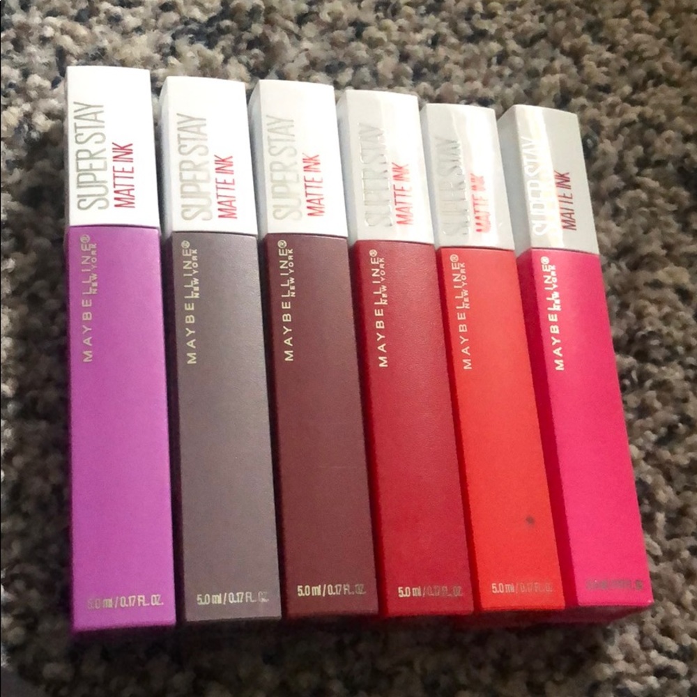 6 Super Stay Matte liquid lipsticks